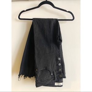 ⚫️ Madewell Mid-Riser Skinny in Berkeley Black: Button-Through Edition, Sz. 28